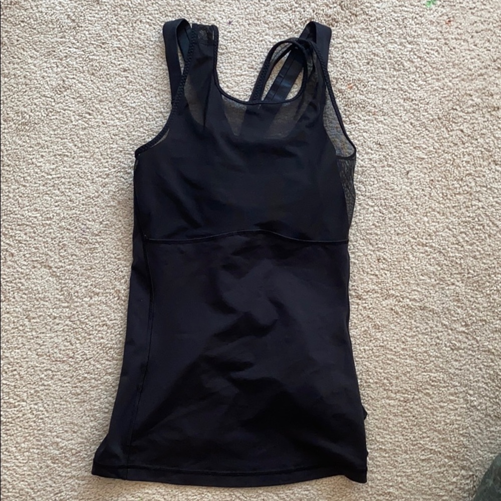Lululemon workout tank